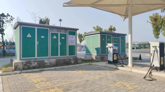 内江户外箱式变压器